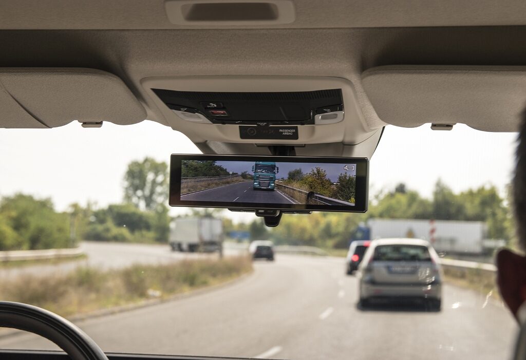 Centre Camera Mirror System